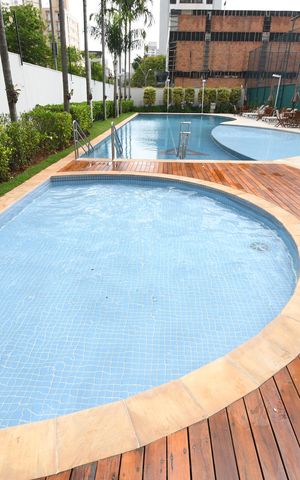 Apartamento à venda com 82m², 2 quartos e 2 vagasÁrea comum - Piscina
