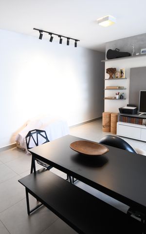 Apartamento à venda com 82m², 2 quartos e 2 vagasSala