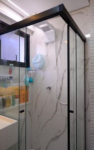 Apartamento à venda com 52m², 2 quartos e 1 vaga Apartamento à venda com 52m², 2 quartos e 1 vagaBanheiro da Suite