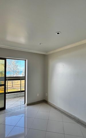 Apartamento à venda com 247m², 4 quartos e 3 vagas Apartamento à venda com 247m², 4 quartos e 3 vagasQuarto 2