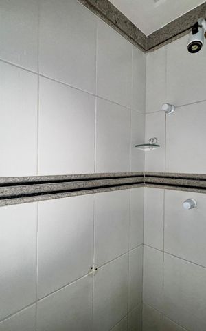 Apartamento à venda com 247m², 4 quartos e 3 vagas Apartamento à venda com 247m², 4 quartos e 3 vagasBanheiro Social