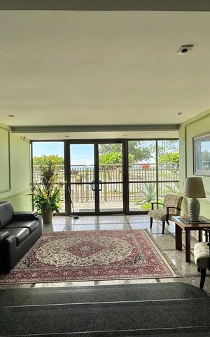 Apartamento à venda com 247m², 4 quartos e 3 vagas Apartamento à venda com 247m², 4 quartos e 3 vagasÁrea comum