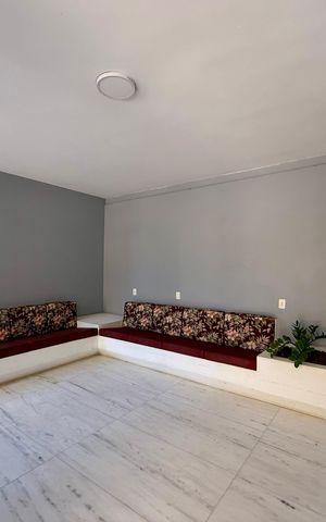 Apartamento à venda com 154m², 4 quartos e 1 vaga Apartamento à venda com 154m², 4 quartos e 1 vagaHall Social Bloco