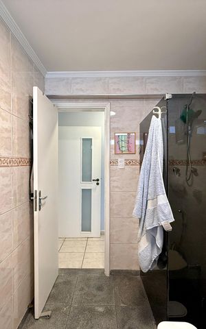 Apartamento à venda com 154m², 4 quartos e 1 vaga Apartamento à venda com 154m², 4 quartos e 1 vagaBanheiro Social