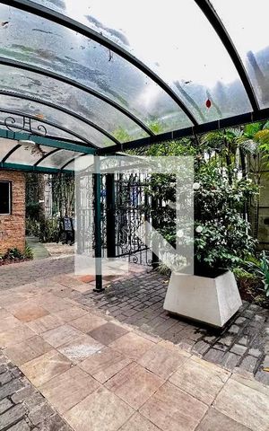 Apartamento à venda com 154m², 4 quartos e 1 vaga Apartamento à venda com 154m², 4 quartos e 1 vagaEntrada