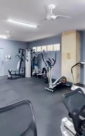 Apartamento à venda com 154m², 4 quartos e 1 vaga Apartamento à venda com 154m², 4 quartos e 1 vagaAcademia