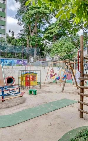 Apartamento à venda com 154m², 4 quartos e 1 vaga Apartamento à venda com 154m², 4 quartos e 1 vagaPlayground