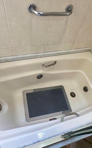 Apartamento à venda com 170m², 4 quartos e 4 vagas Apartamento à venda com 170m², 4 quartos e 4 vagasSuíte 02