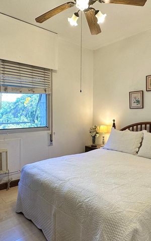 Apartamento à venda com 170m², 4 quartos e 4 vagas Apartamento à venda com 170m², 4 quartos e 4 vagasSuíte 02