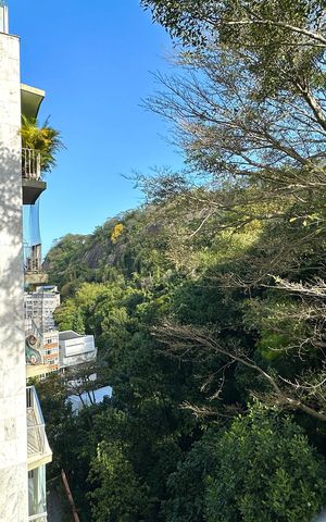 Apartamento à venda com 170m², 4 quartos e 4 vagas Apartamento à venda com 170m², 4 quartos e 4 vagasSuíte 02