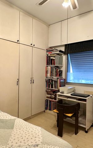 Apartamento à venda com 170m², 4 quartos e 4 vagas Apartamento à venda com 170m², 4 quartos e 4 vagasQuarto 04