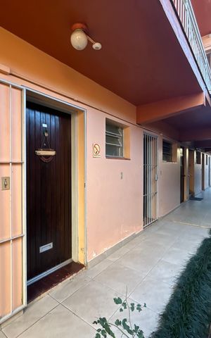 Apartamento à venda com 45m², 1 quarto e sem vaga Apartamento à venda com 45m², 1 quarto e sem vagaFachada