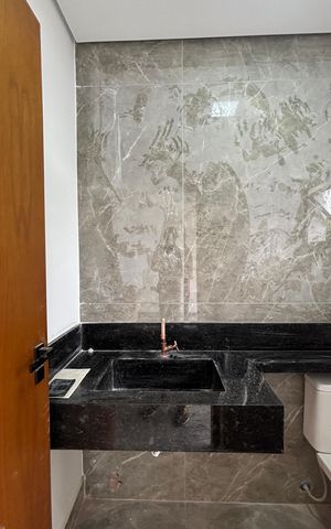 Casa à venda com 142m², 3 quartos e 4 vagas Casa à venda com 142m², 3 quartos e 4 vagasLavabo