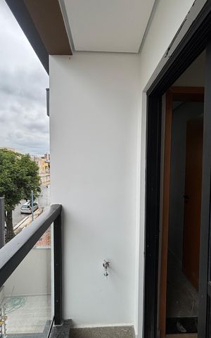Casa à venda com 142m², 3 quartos e 4 vagas Casa à venda com 142m², 3 quartos e 4 vagasVaranda da Suíte