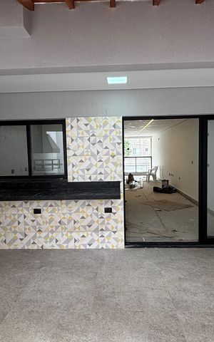 Casa à venda com 142m², 3 quartos e 4 vagas Casa à venda com 142m², 3 quartos e 4 vagasÁrea de Serviço