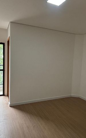 Casa à venda com 142m², 3 quartos e 4 vagas Casa à venda com 142m², 3 quartos e 4 vagasSuite