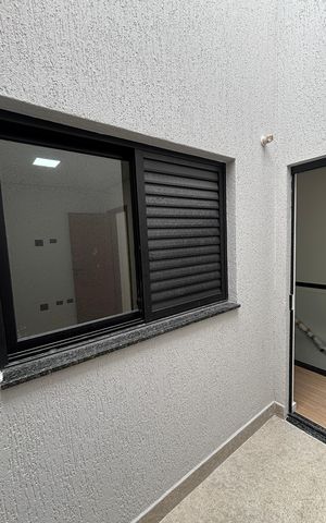 Casa à venda com 142m², 3 quartos e 4 vagas Casa à venda com 142m², 3 quartos e 4 vagasJardim de Inverno