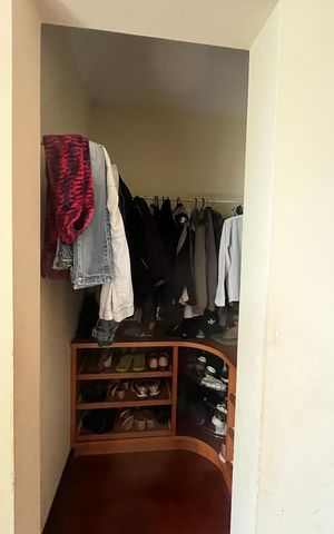 Casa à venda com 280m², 4 quartos e 4 vagas