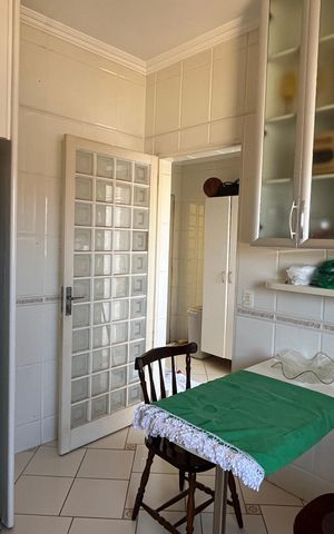 Casa à venda com 280m², 4 quartos e 4 vagas