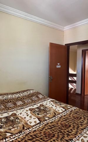 Casa à venda com 280m², 4 quartos e 4 vagas