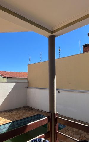 Casa à venda com 280m², 4 quartos e 4 vagas
