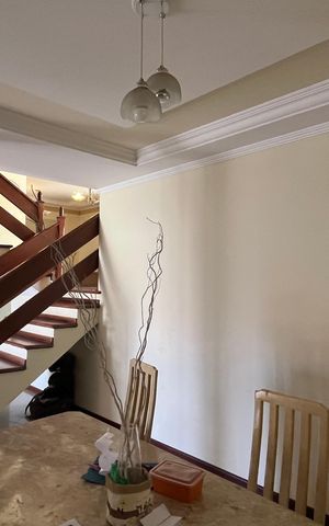 Casa à venda com 280m², 4 quartos e 4 vagas