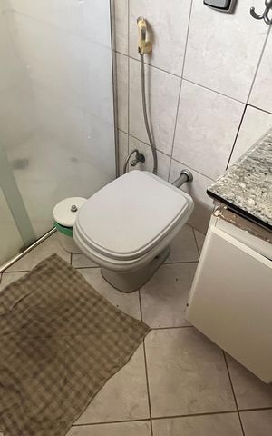 Casa à venda com 280m², 4 quartos e 4 vagas