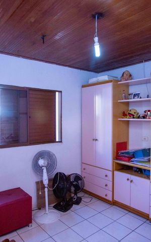 Casa à venda com 252m², 3 quartos e 2 vagasQuarto 1