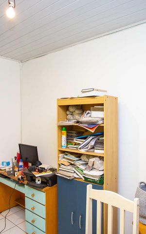 Casa à venda com 252m², 3 quartos e 2 vagasQuarto 4