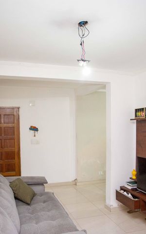 Casa à venda com 252m², 3 quartos e 2 vagasSala de TV