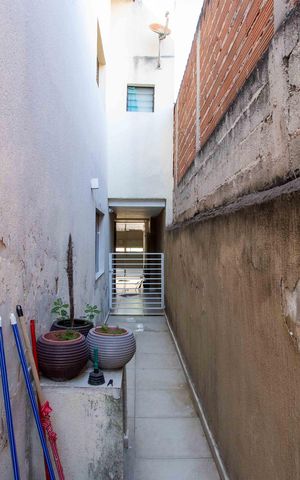 Casa à venda com 252m², 3 quartos e 2 vagasCorredor
