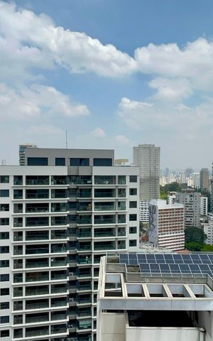 Casa de condomínio à venda com 26m², 1 quarto e sem vaga Casa de condomínio à venda com 26m², 1 quarto e sem vagaVista da Varanda