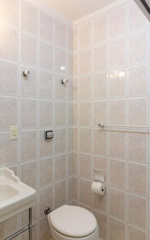 Apartamento para alugar com 110m², 3 quartos e 2 vagas Apartamento para alugar com 110m², 3 quartos e 2 vagasBanheiro