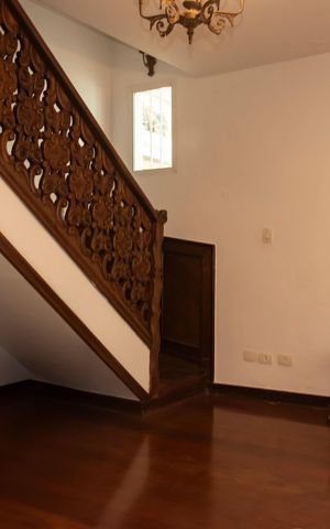 Casa à venda com 300m², 3 quartos e 2 vagasSala 2
