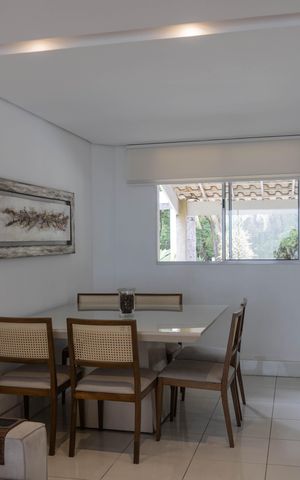 Casa à venda com 127m², 3 quartos e 2 vagas Casa à venda com 127m², 3 quartos e 2 vagasSala