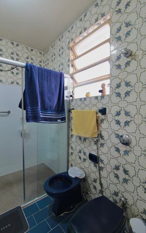 Casa à venda com 330m², 4 quartos e 3 vagasBanheiro da Suite