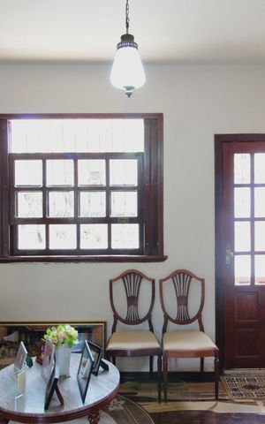 Casa à venda com 330m², 4 quartos e 3 vagasSuite