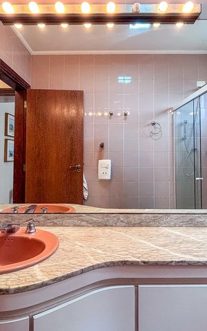 Apartamento para alugar com 165m², 4 quartos e 2 vagas Apartamento para alugar com 165m², 4 quartos e 2 vagasBanheiro Social