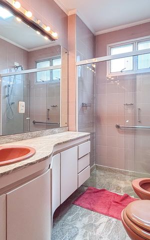 Apartamento para alugar com 165m², 4 quartos e 2 vagas Apartamento para alugar com 165m², 4 quartos e 2 vagasBanheiro Social