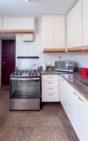 Apartamento para alugar com 165m², 4 quartos e 2 vagas Apartamento para alugar com 165m², 4 quartos e 2 vagasCozinha