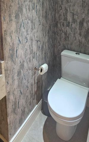 Apartamento à venda com 200m², 3 quartos e 3 vagas Apartamento à venda com 200m², 3 quartos e 3 vagasLavabo
