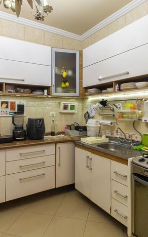 Casa de condomínio à venda com 150m², 2 quartos e 2 vagas Casa de condomínio à venda com 150m², 2 quartos e 2 vagasCozinha