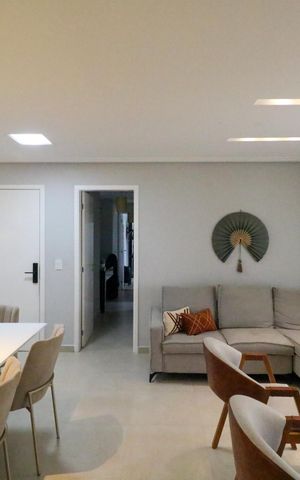 Apartamento à venda com 107m², 3 quartos e 2 vagas Apartamento à venda com 107m², 3 quartos e 2 vagasSala