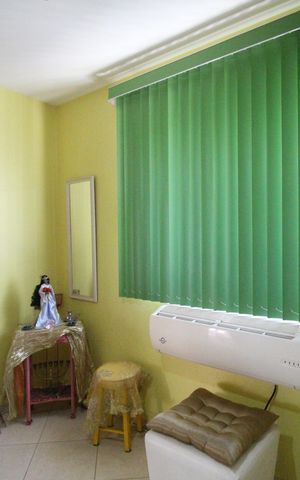 Casa de condomínio à venda com 242m², 4 quartos e 1 vagaSuíte 3