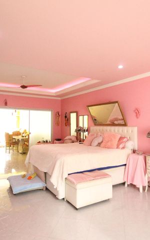 Casa de condomínio à venda com 242m², 4 quartos e 1 vagaSuíte 1