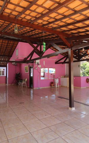 Casa de condomínio à venda com 242m², 4 quartos e 1 vagaTerraço