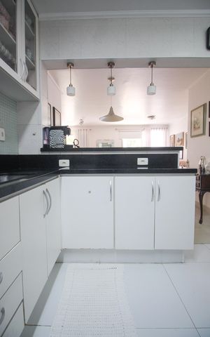 Apartamento à venda com 83m², 2 quartos e 2 vagasCozinha