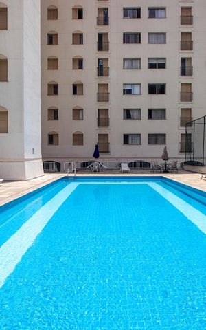Apartamento à venda com 83m², 2 quartos e 2 vagasÁrea comum - Piscina