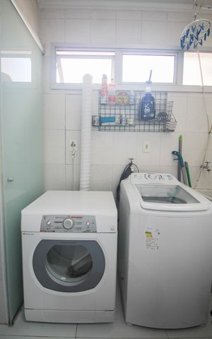 Apartamento à venda com 83m², 2 quartos e 2 vagasÁrea de Serviço