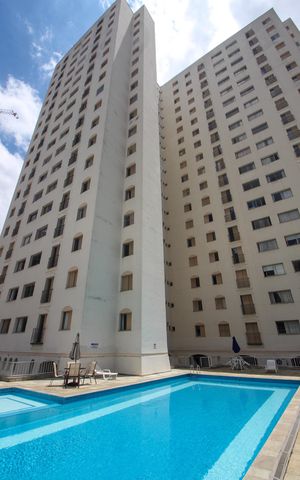 Apartamento à venda com 83m², 2 quartos e 2 vagasÁrea comum - Piscina